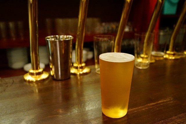 CRAFT BEER BAR
