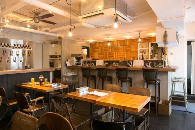 Swanlake Pub Edo CAFE DE TETE