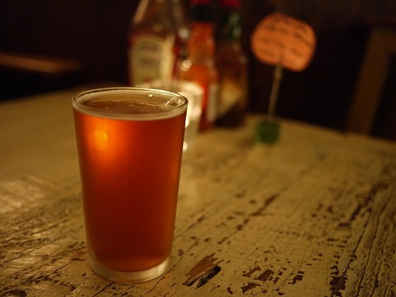 HATOS BAR