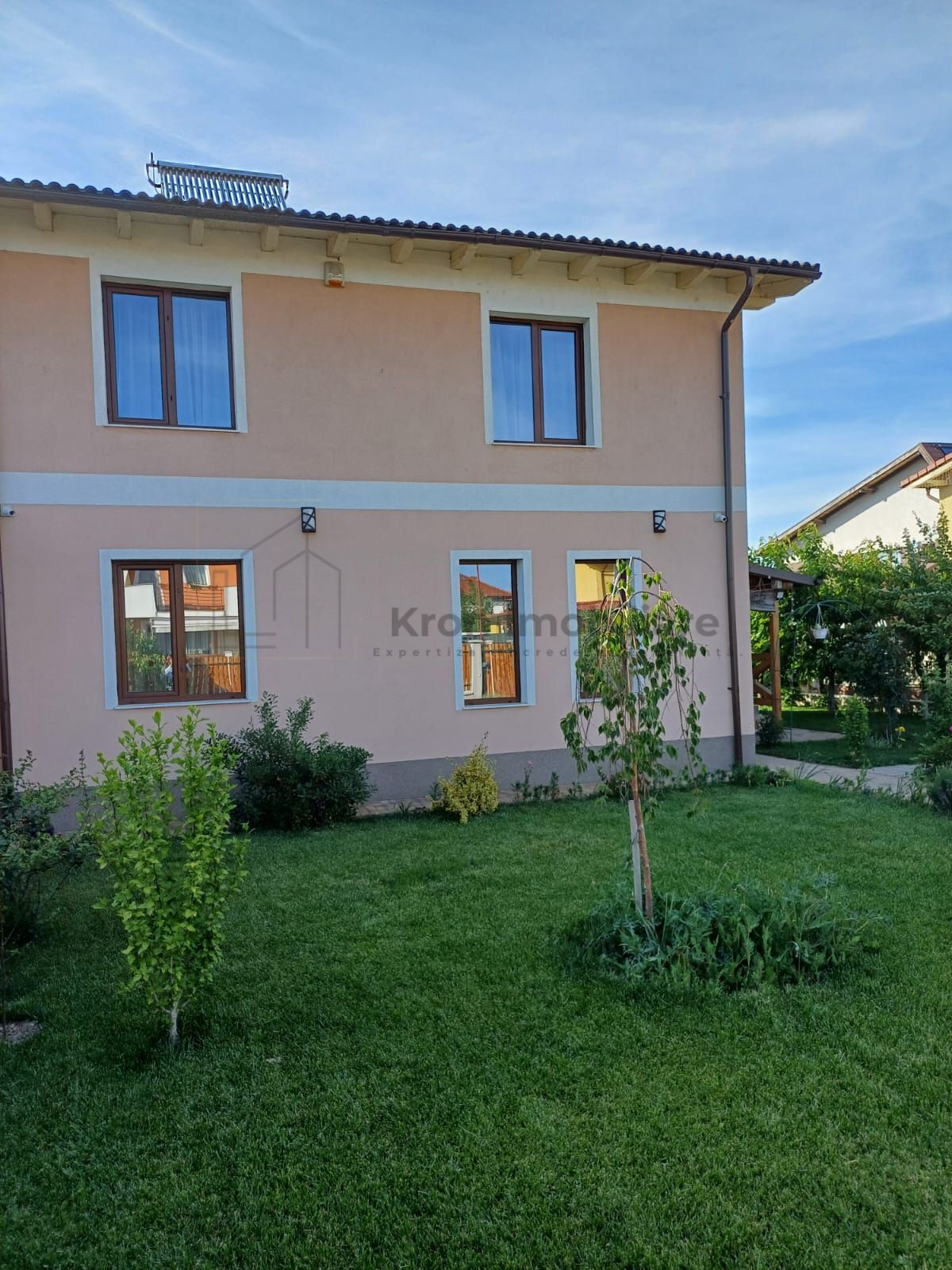 Casa tip Duplex