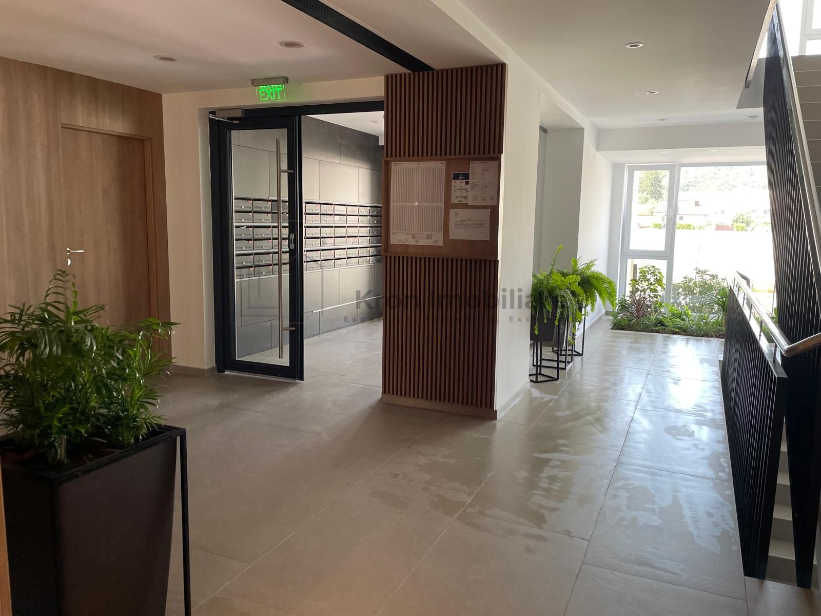 Inchiriez spatiu mic pentru diverse activitati, URBAN PLAZA - INCHIRIAT