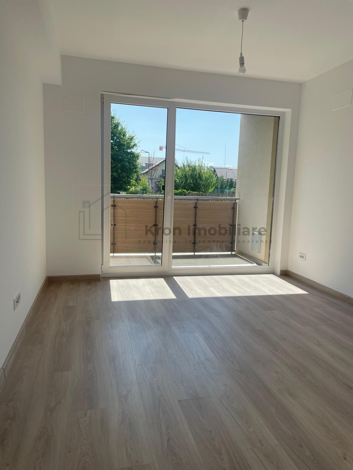 Apartament   3 camere în Brașov