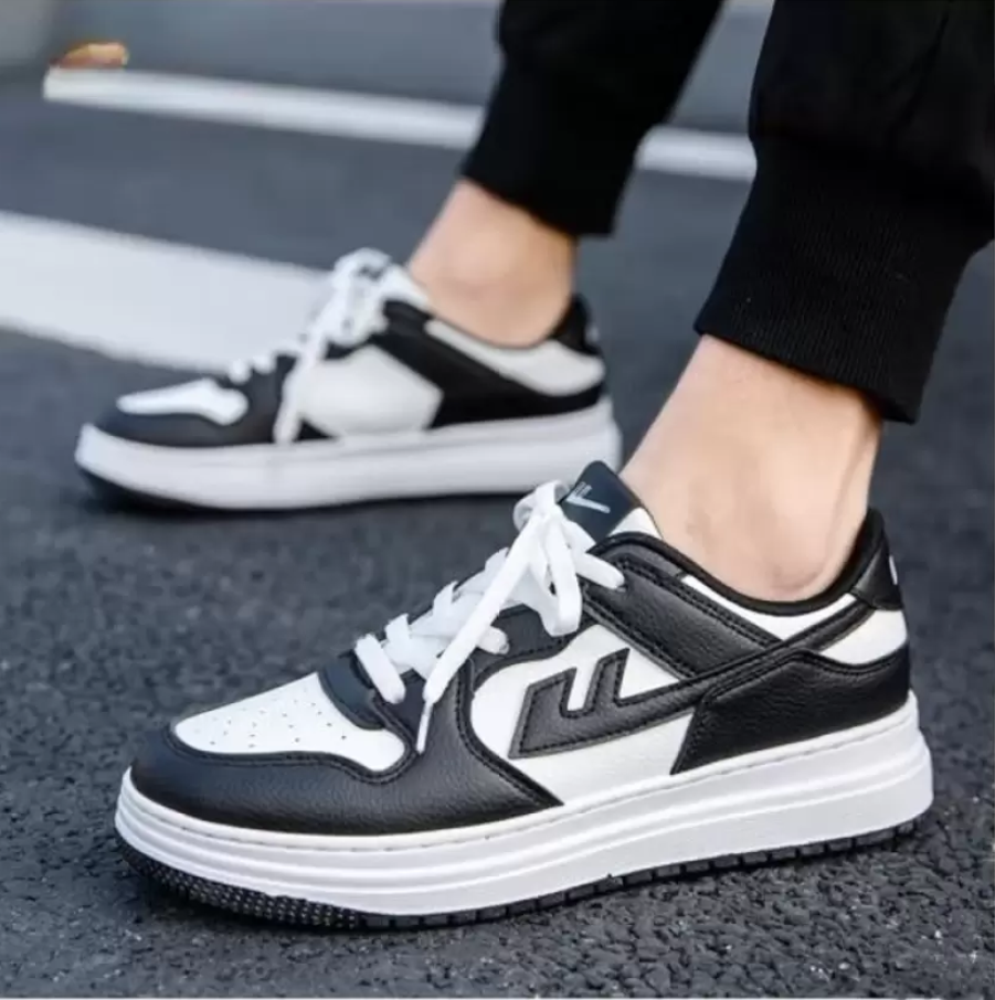 Casual Sneakers White Shoes For Boys And Men Sneakers For Men (Black, White)