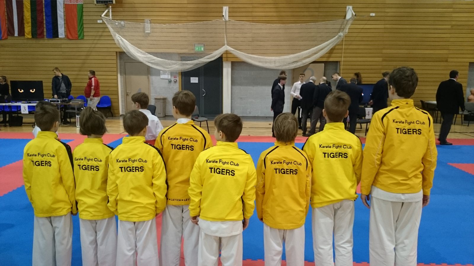 Karatē Bērniem un Jauniešiem! Sports un Veselība!