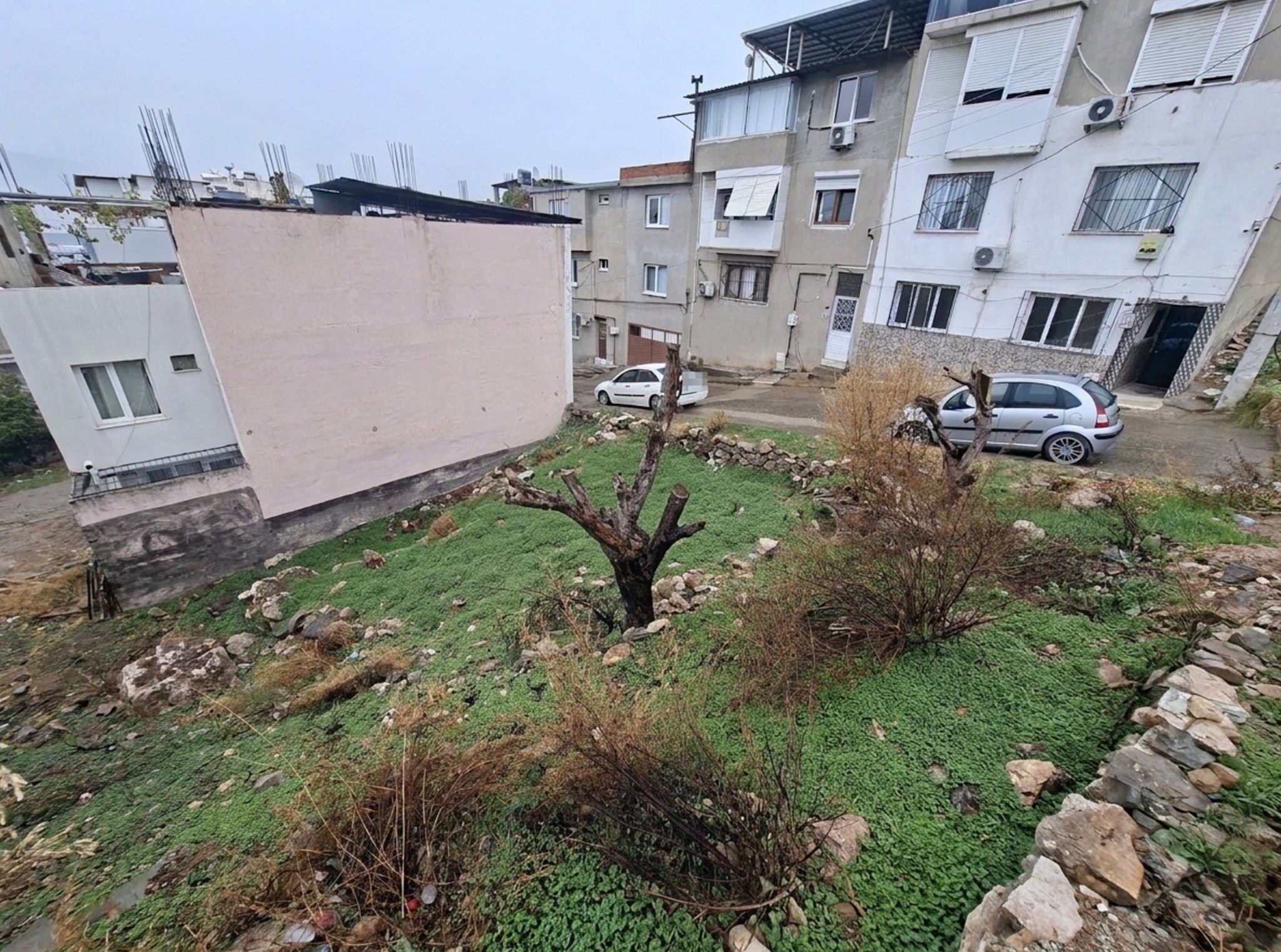 KW CobanS'tan Bornova Altındağ'da 145 m² Konut İmarlı Arsa!