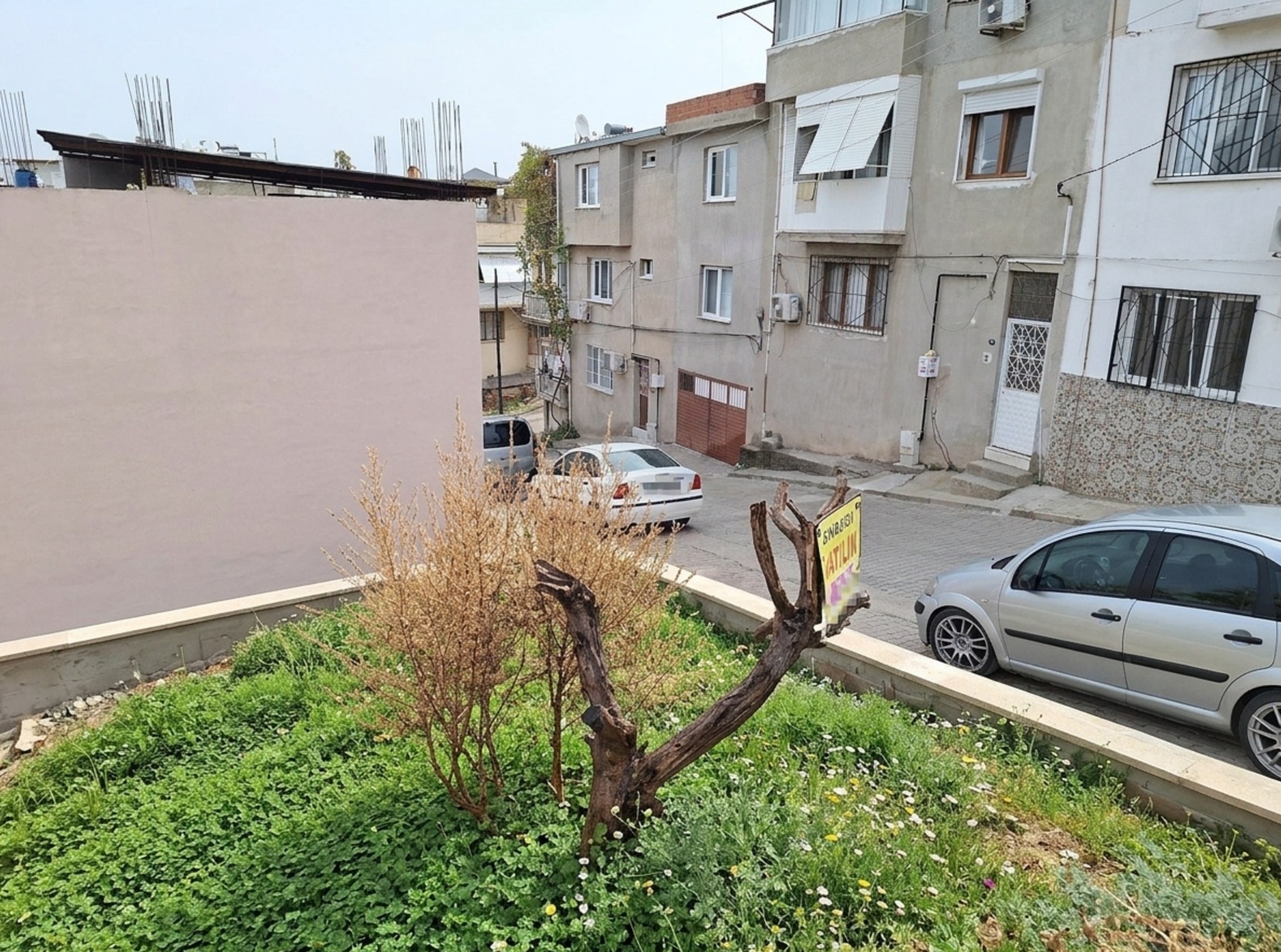 KW CobanS'tan Bornova Altındağ'da 145 m² Konut İmarlı Arsa! — fotoğraf 2