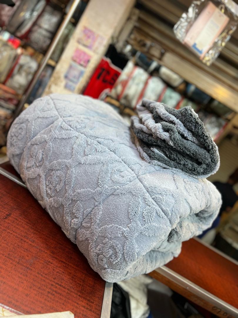 Velvet Touch Premium Winter Blanket – Charcoal Grey
