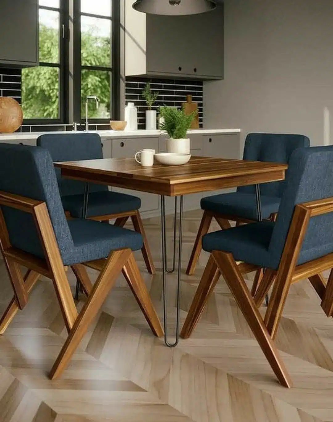 Kumo 4 seater Dining set