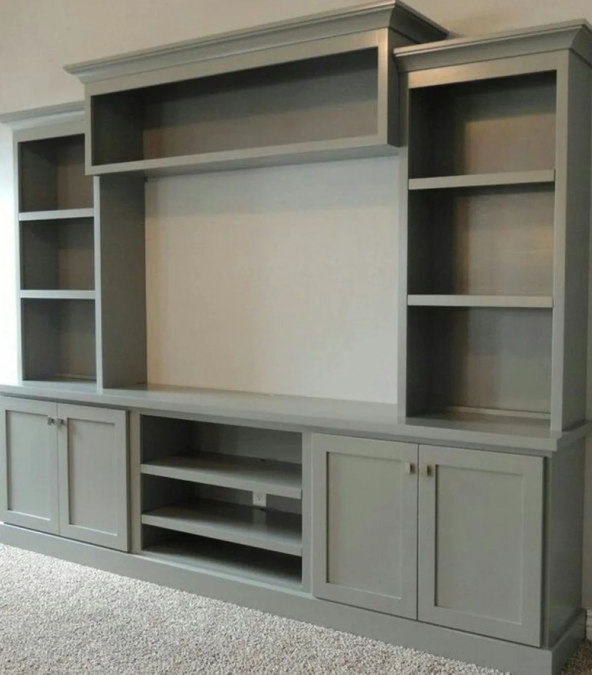 sandros wide wall unit