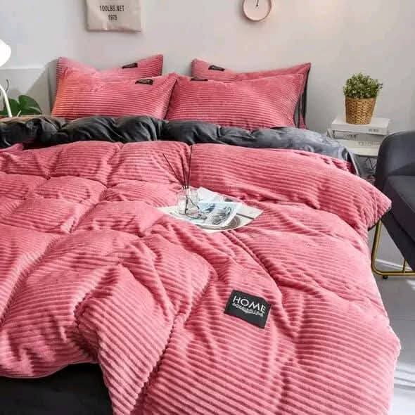 Luxury Corduroy Velvet Bedding Set – 6-Piece Set (Queen/King Size) – Soft, Warm & Stylish thumbnail 2