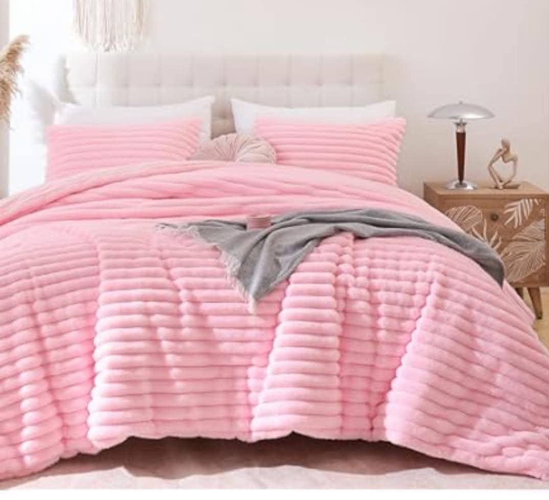 Blush Pink Velvet Ribbed Duvet Cover Set – Queen Size (6-Piece Set)