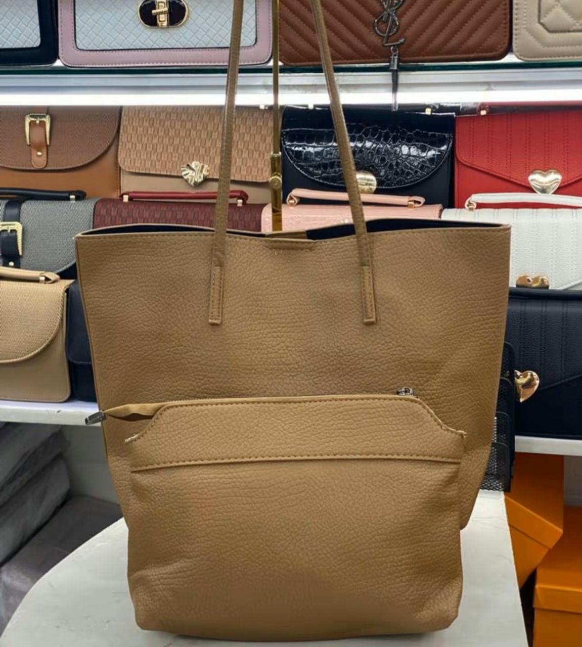 Lady’s bags  thumbnail 2