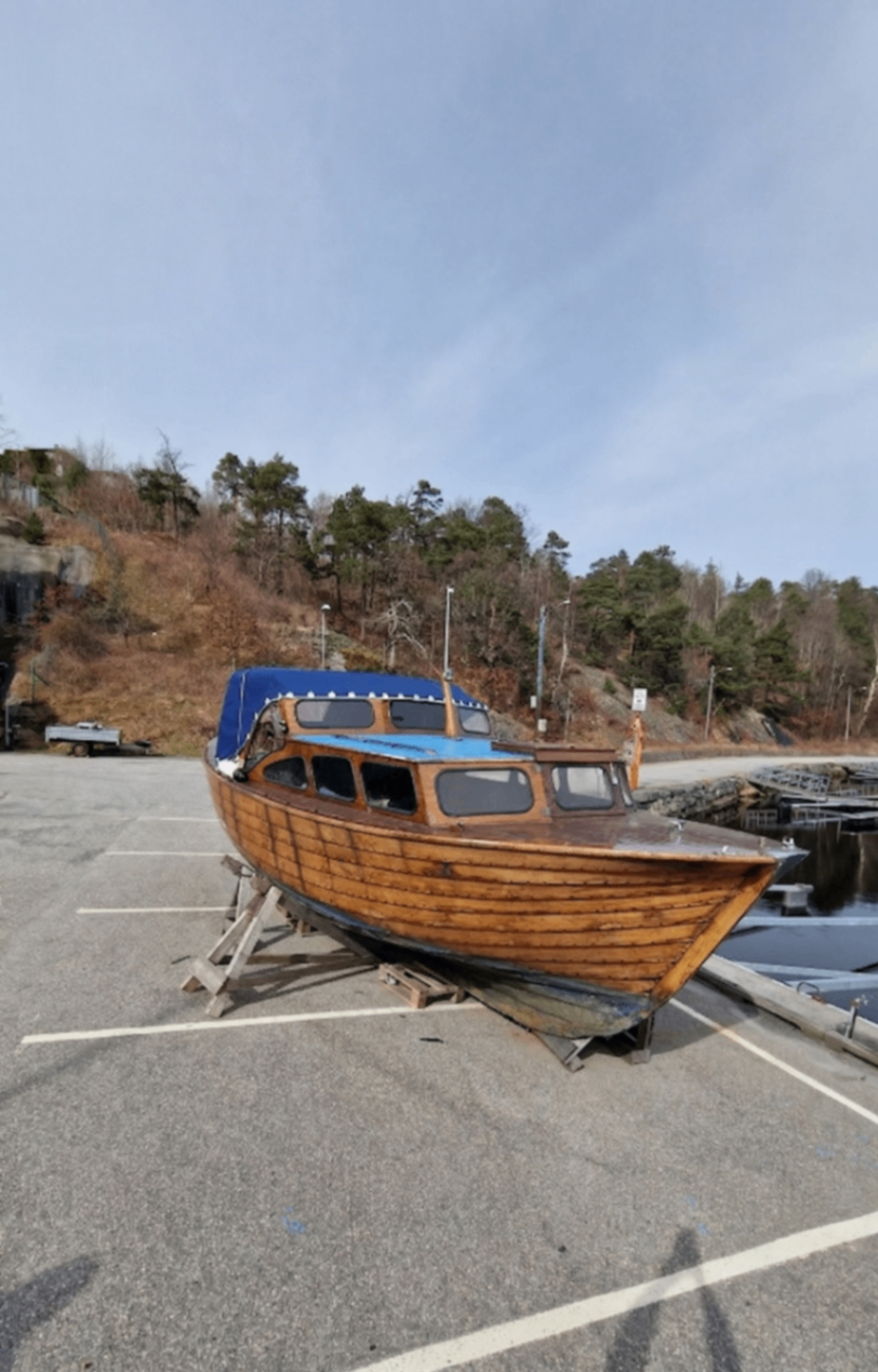 Mandalsnekke med orginal marna R2 motor | Kystmarked