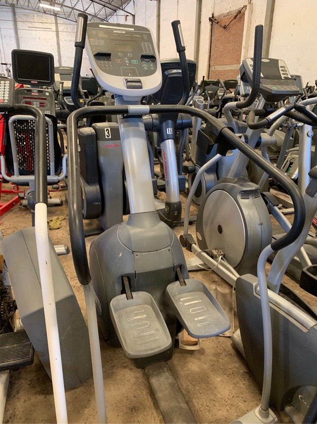 Precor CLM 835