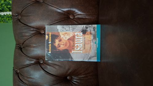 Capa de "A Escrava Isaura", de Bernardo Guimarães