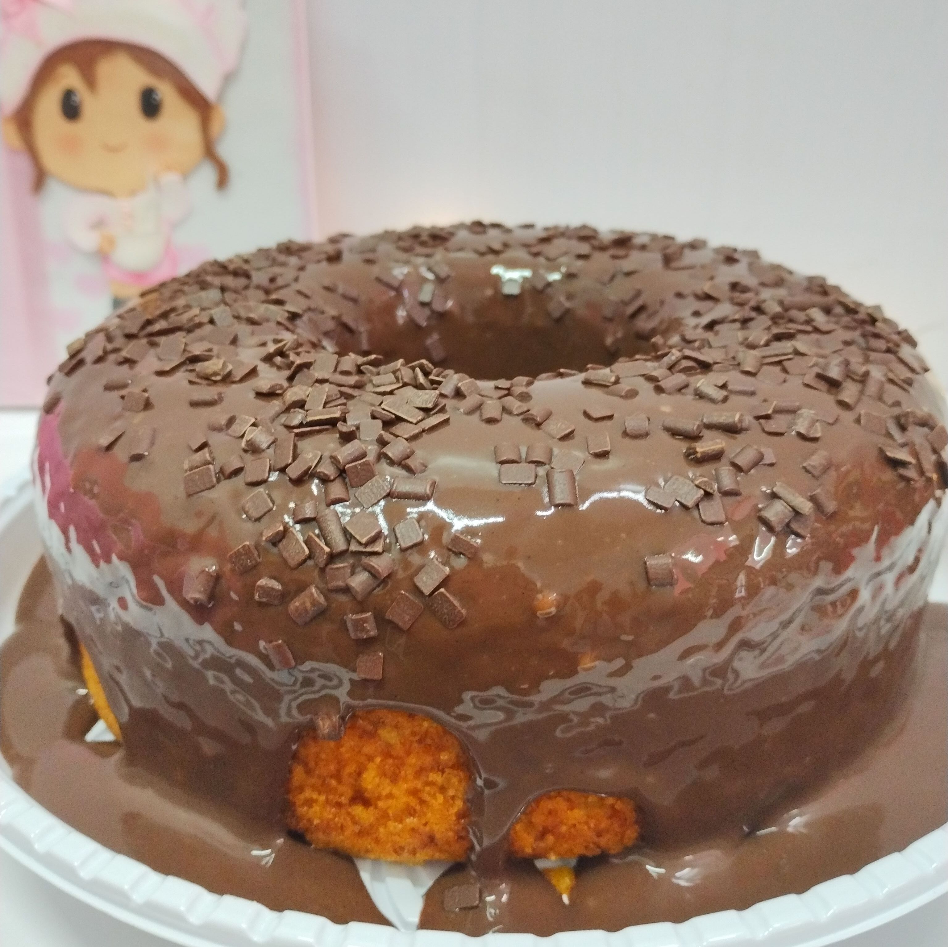 Bolo de cenoura com cobertura de chocolate 