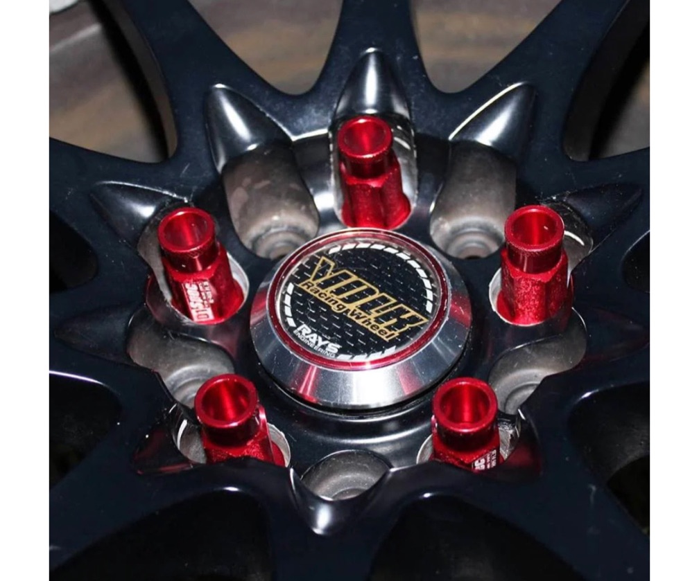 High performance lug nuts 