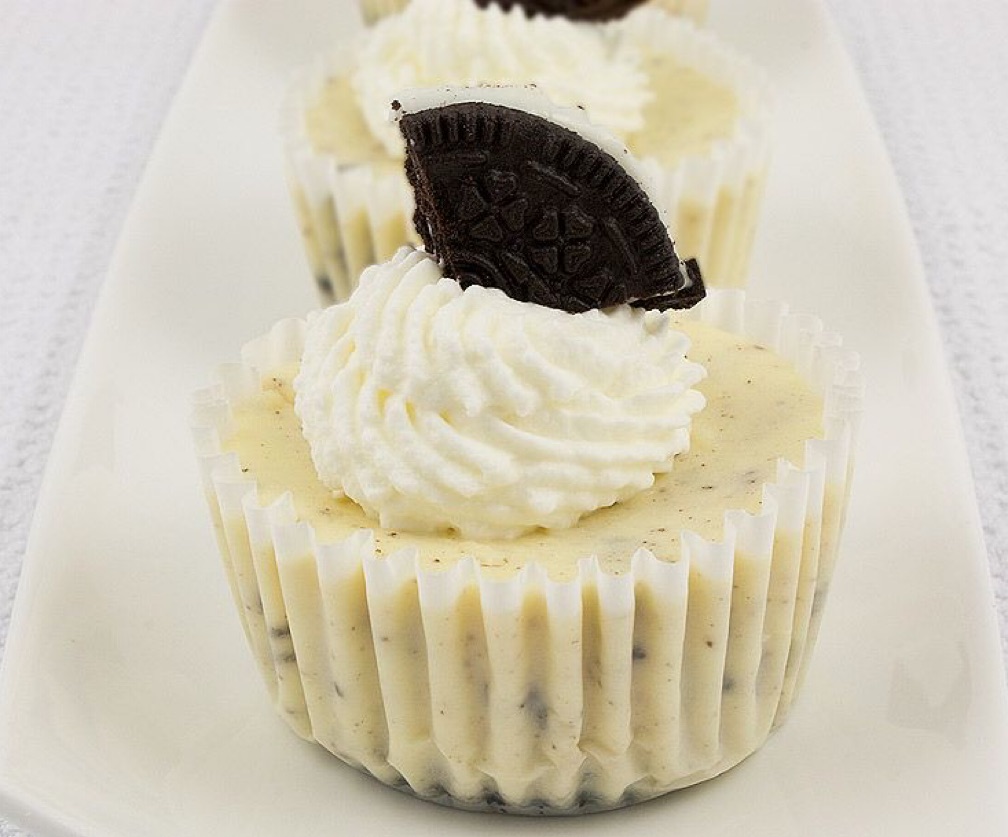 6 Flavored Cheesecake Cupcakes