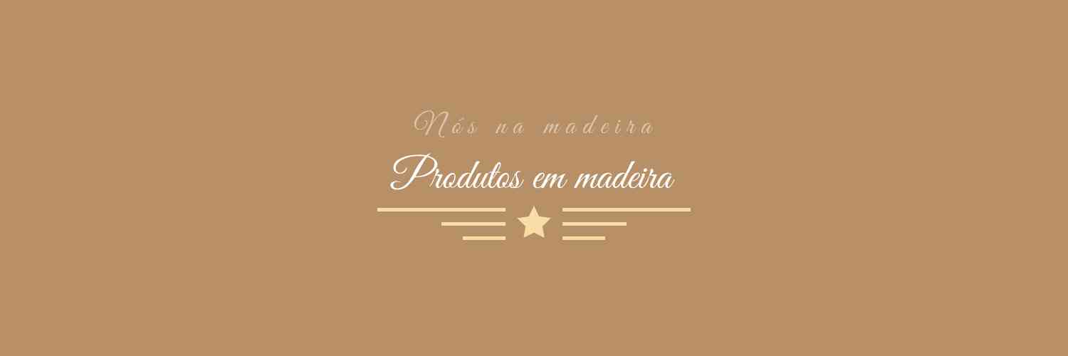 Nós na madeira