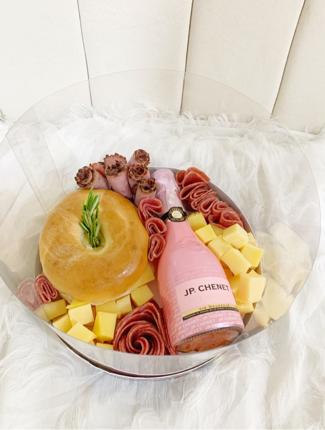 Charcuterie Round Box