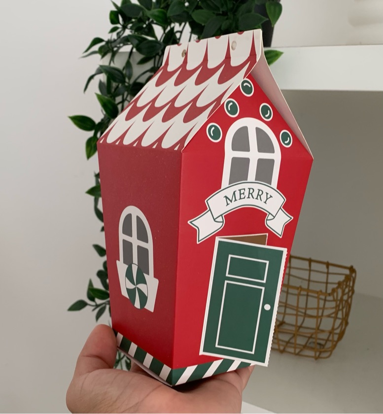 5 Casitas de navidad 7.5”x3.75”x3”