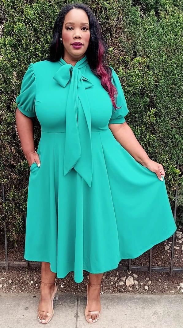 Plus Size (1X) Green Self Tie Bow Midi Skater Dress - 2852