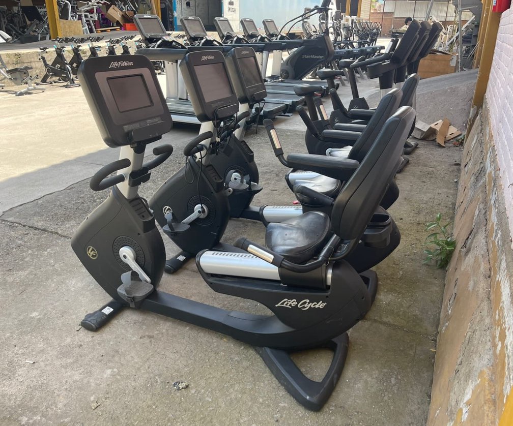 Bicicleta Recumbente Life Fitness Discover SI 95R