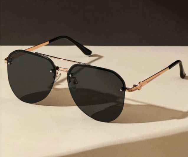 Black Aviator Sunglasses