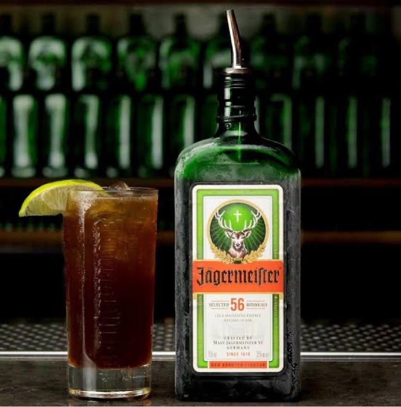 LICOR  JÄGERMEISTER 700ml 