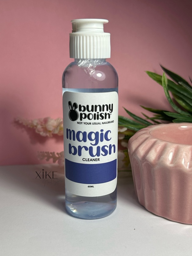 Brush cleaner