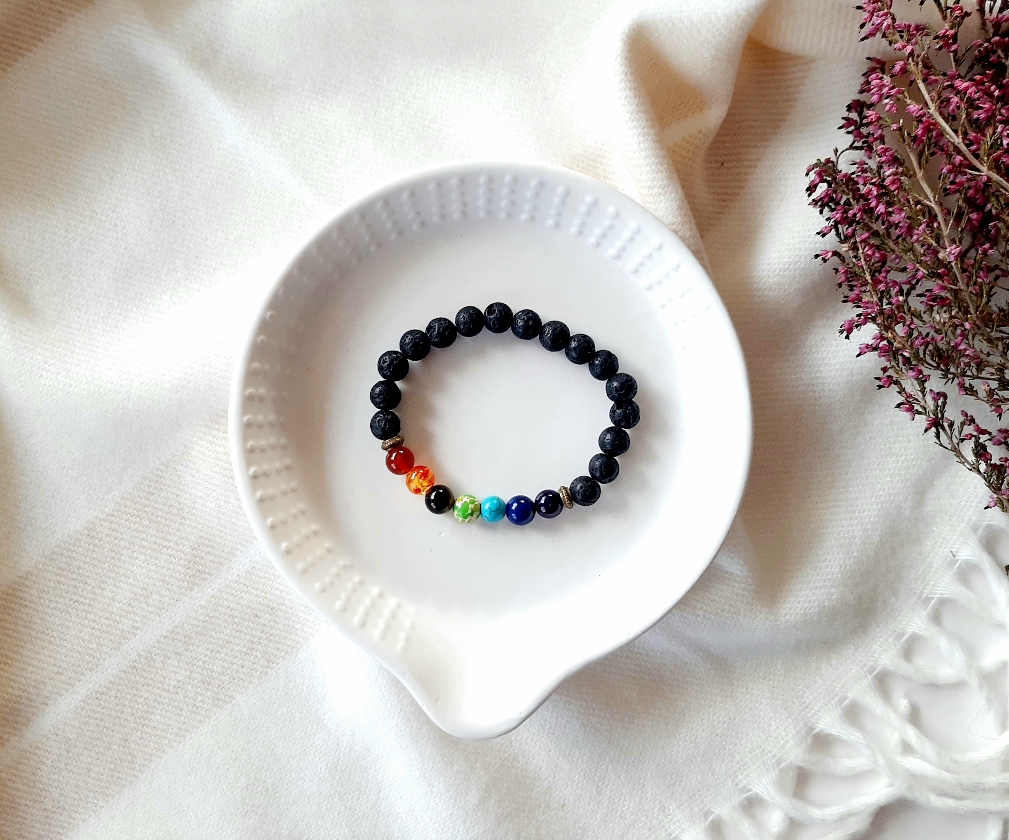 Diffuser Jewellery with Black Lava Beads and Chakra beads