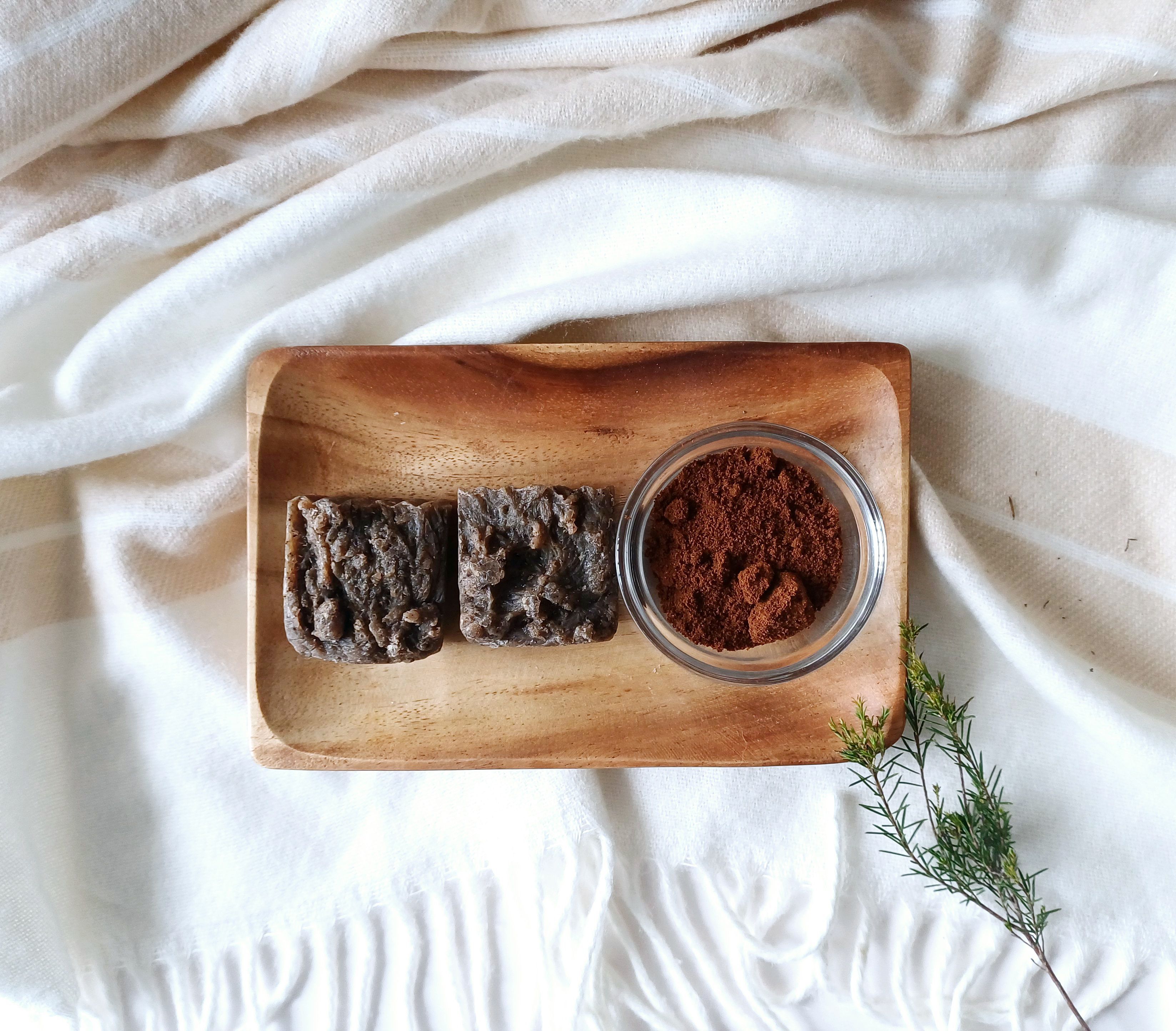 Body Exfoliating Scrub with Coffee and Lavender