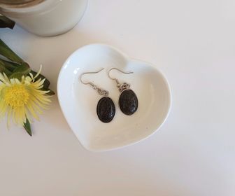 Diffuser Jewellery Earrings with Oval Black lava beads