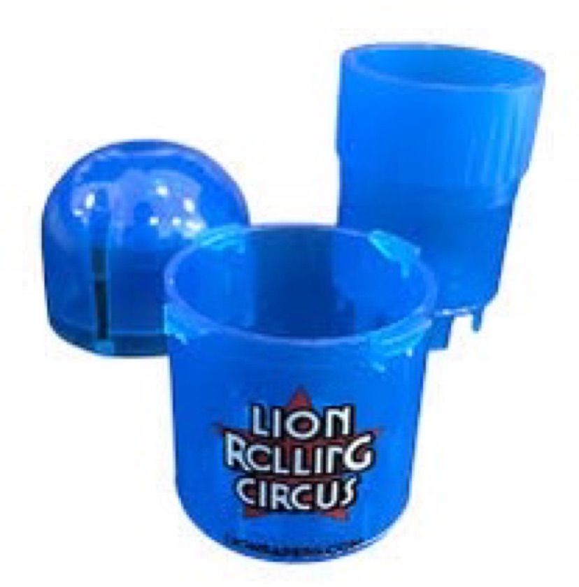 Grinder Tainer Lion Rolling Circus Plástico 