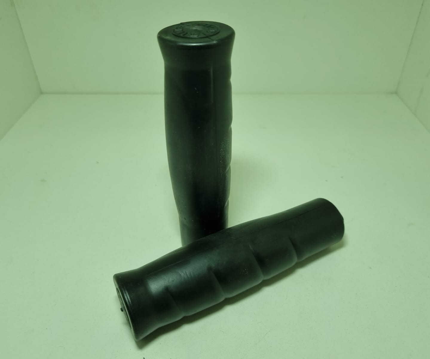 Manopla MTB T/Gel Preta AMR para bicicleta