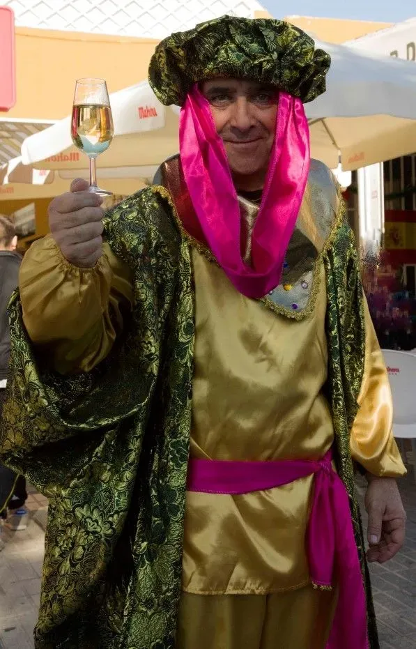 LA ASOCIACIÓN LA GUÍA DE CHICLANA DICE ¡BASTA YA!