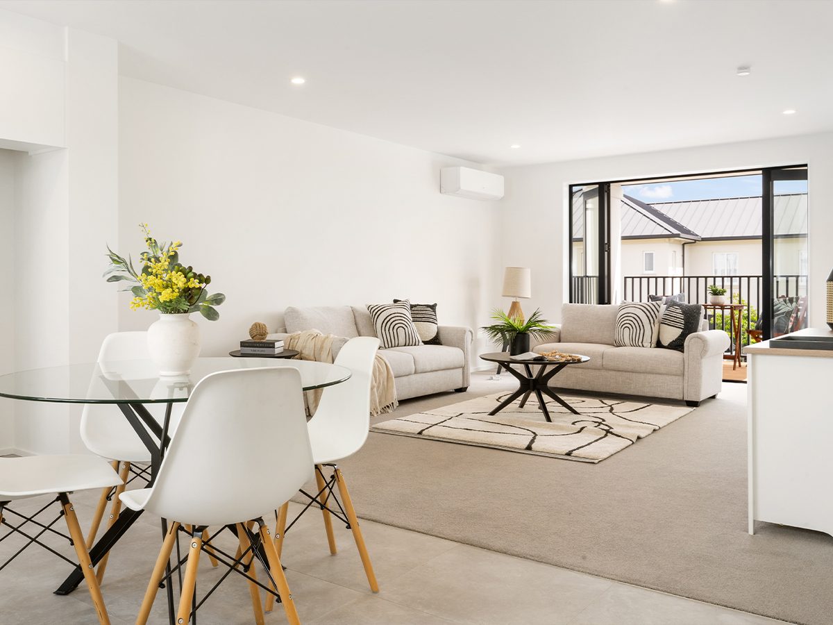 Turn Key with Garage in City Centre - Main Photo