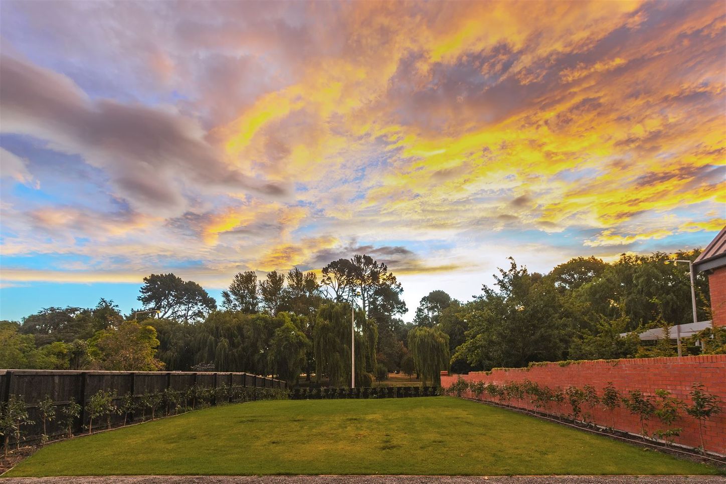 Prime Parkside Section property photo 3