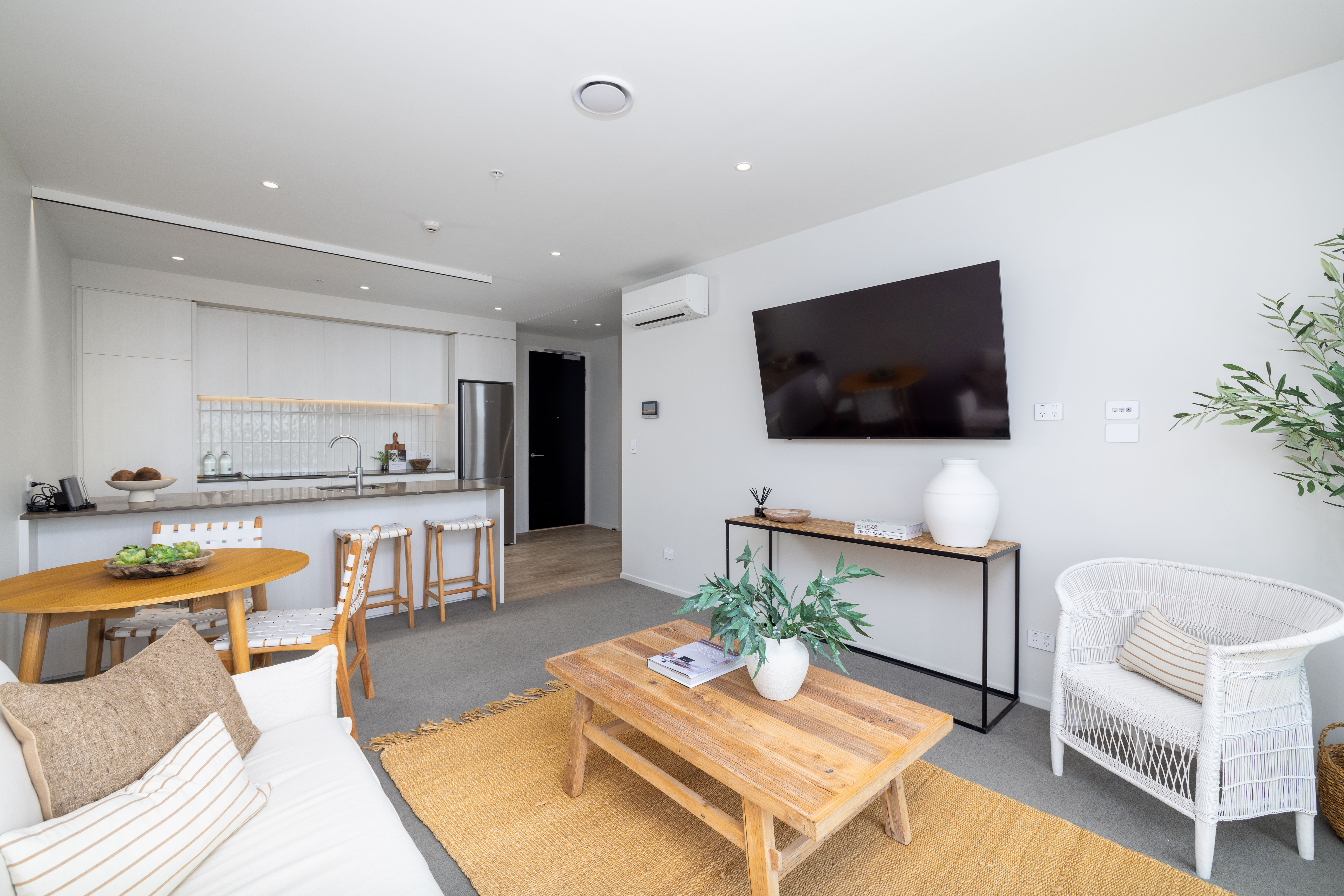Elevated Living, Underground Parking property photo 3