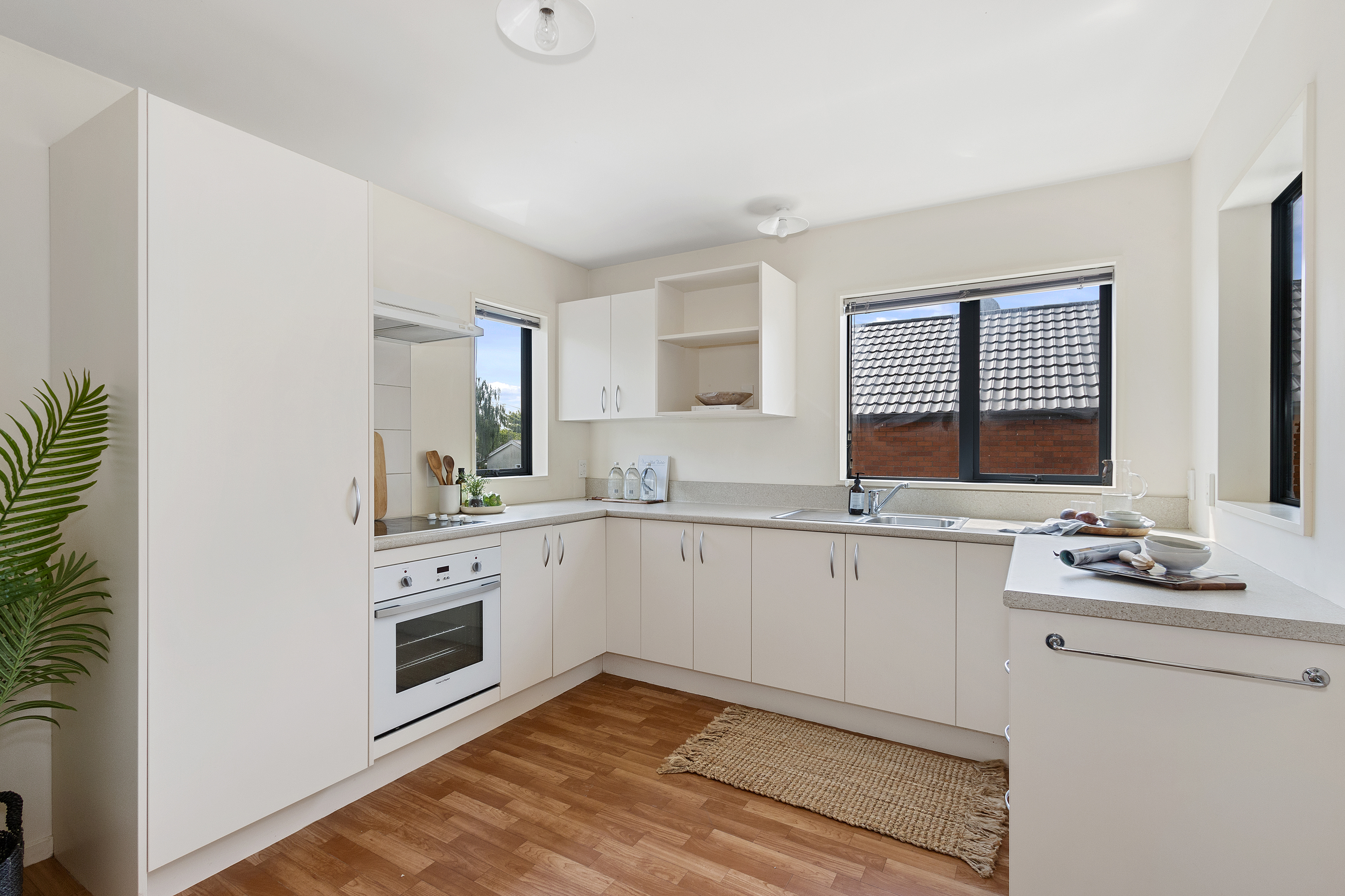 Yield on London - Estate Sale property photo 2
