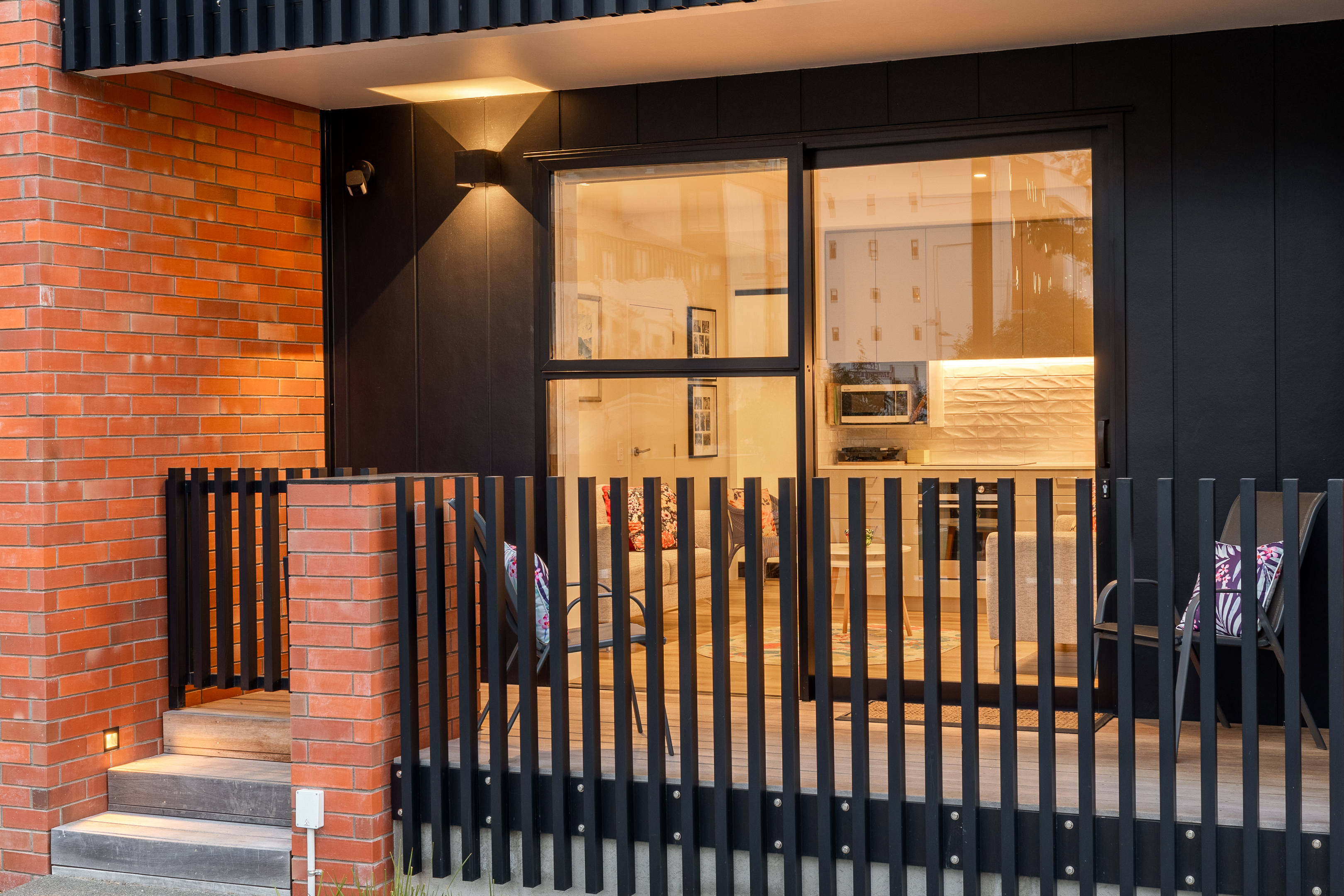 Inner-City Style and Simplicity property photo 3
