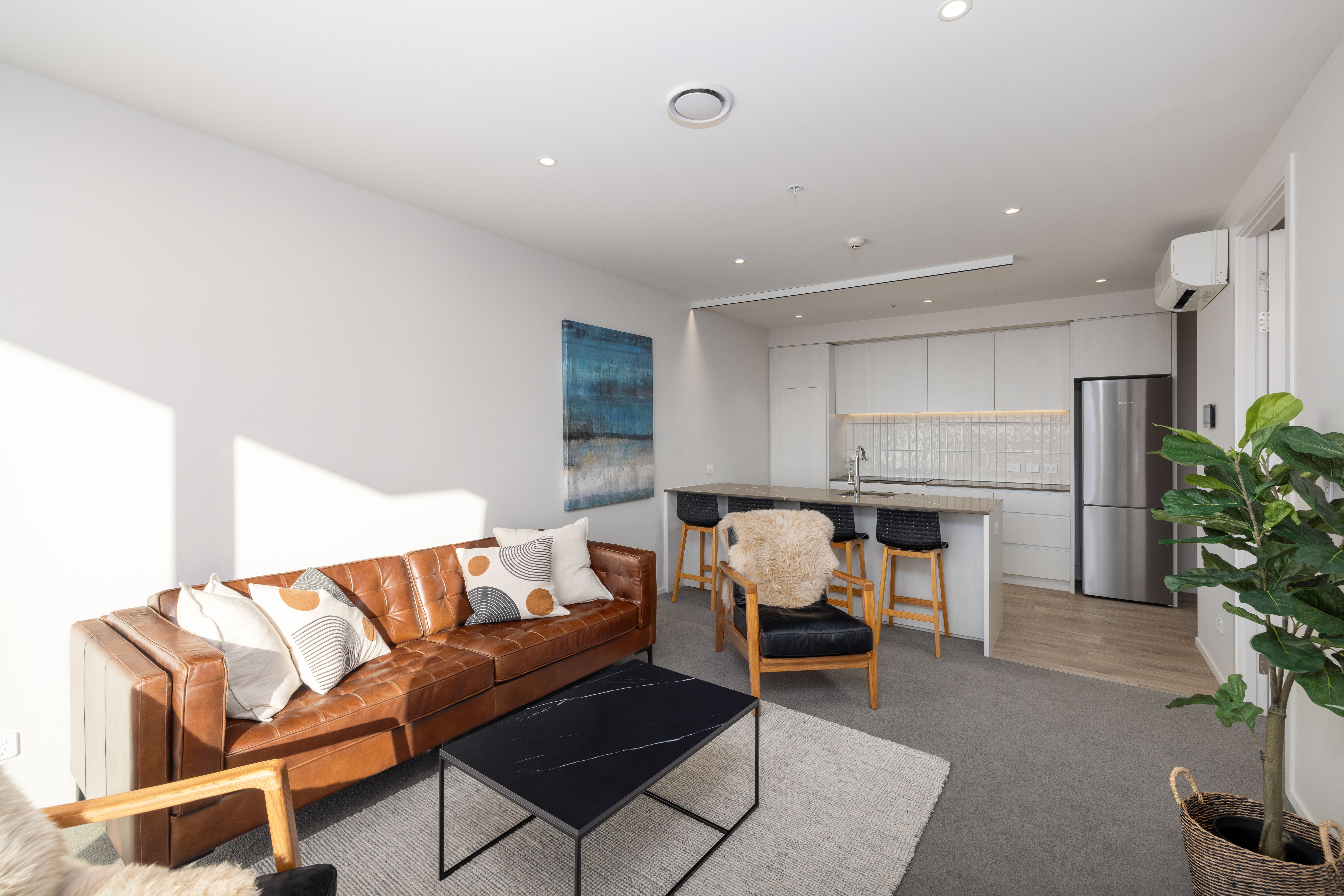 Seventh-Floor Sophistication – The Spire property photo 4
