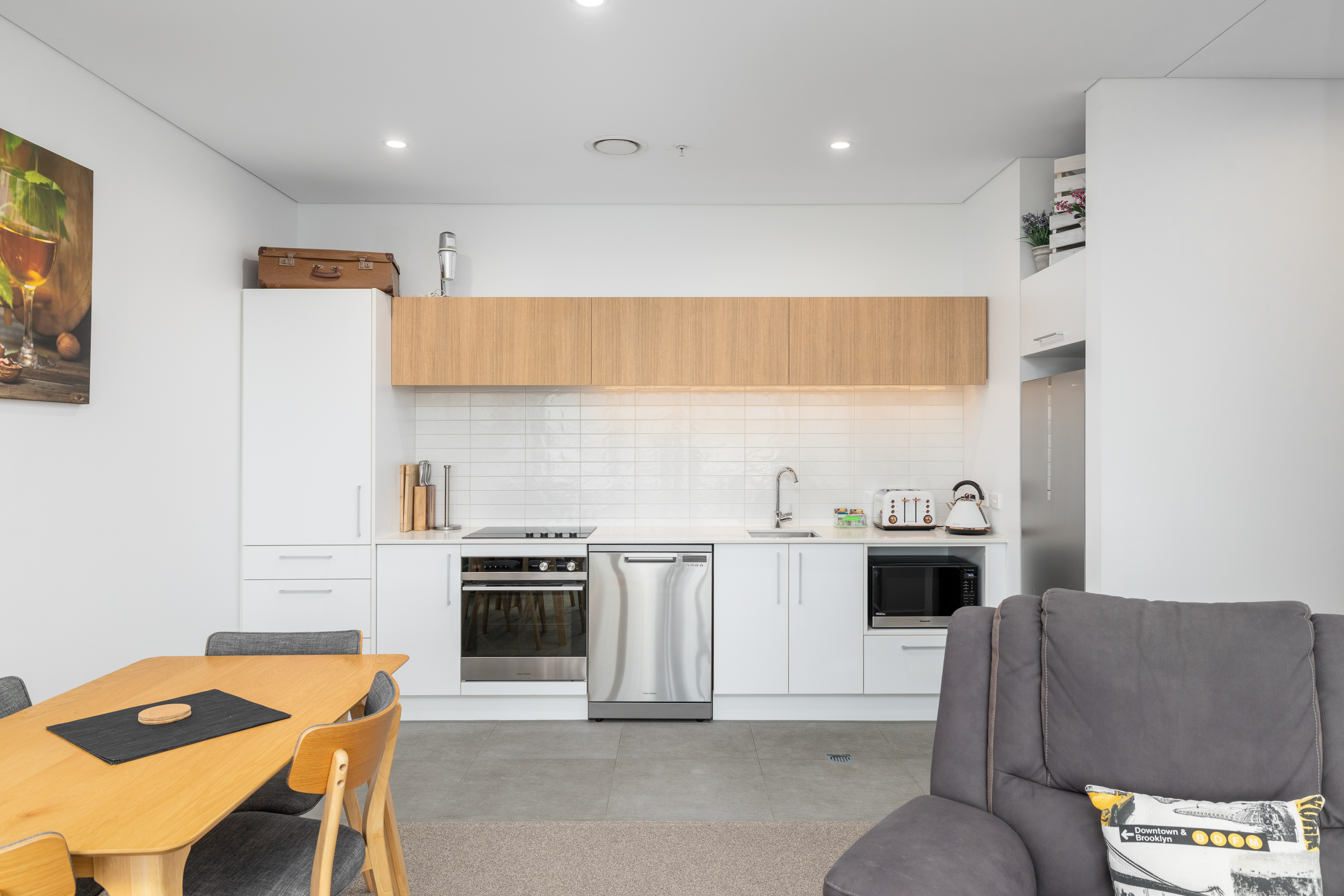 Nest or Invest, Air Bnb with Carpark property photo 5