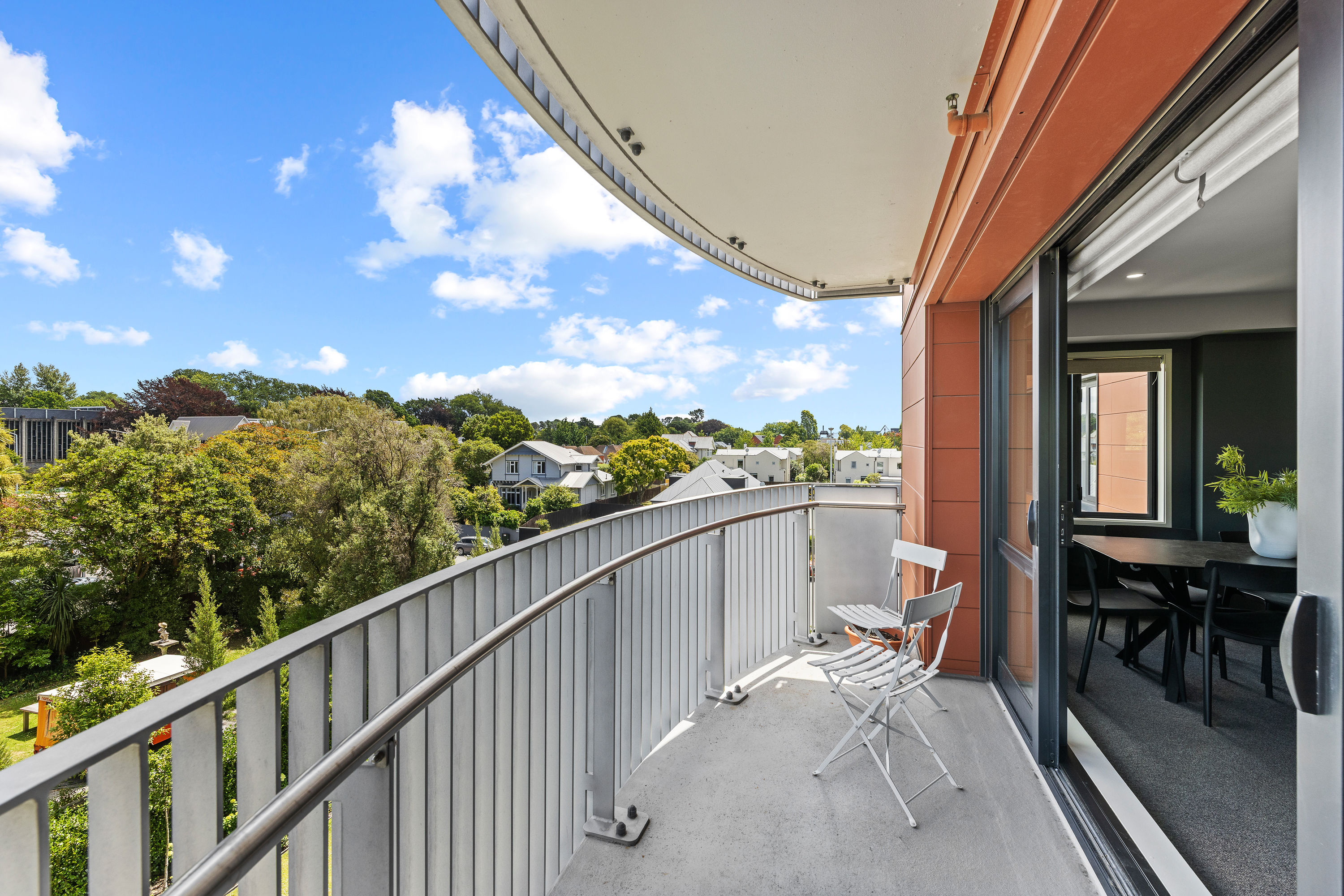 A Smarter Way to Live Central property photo 2