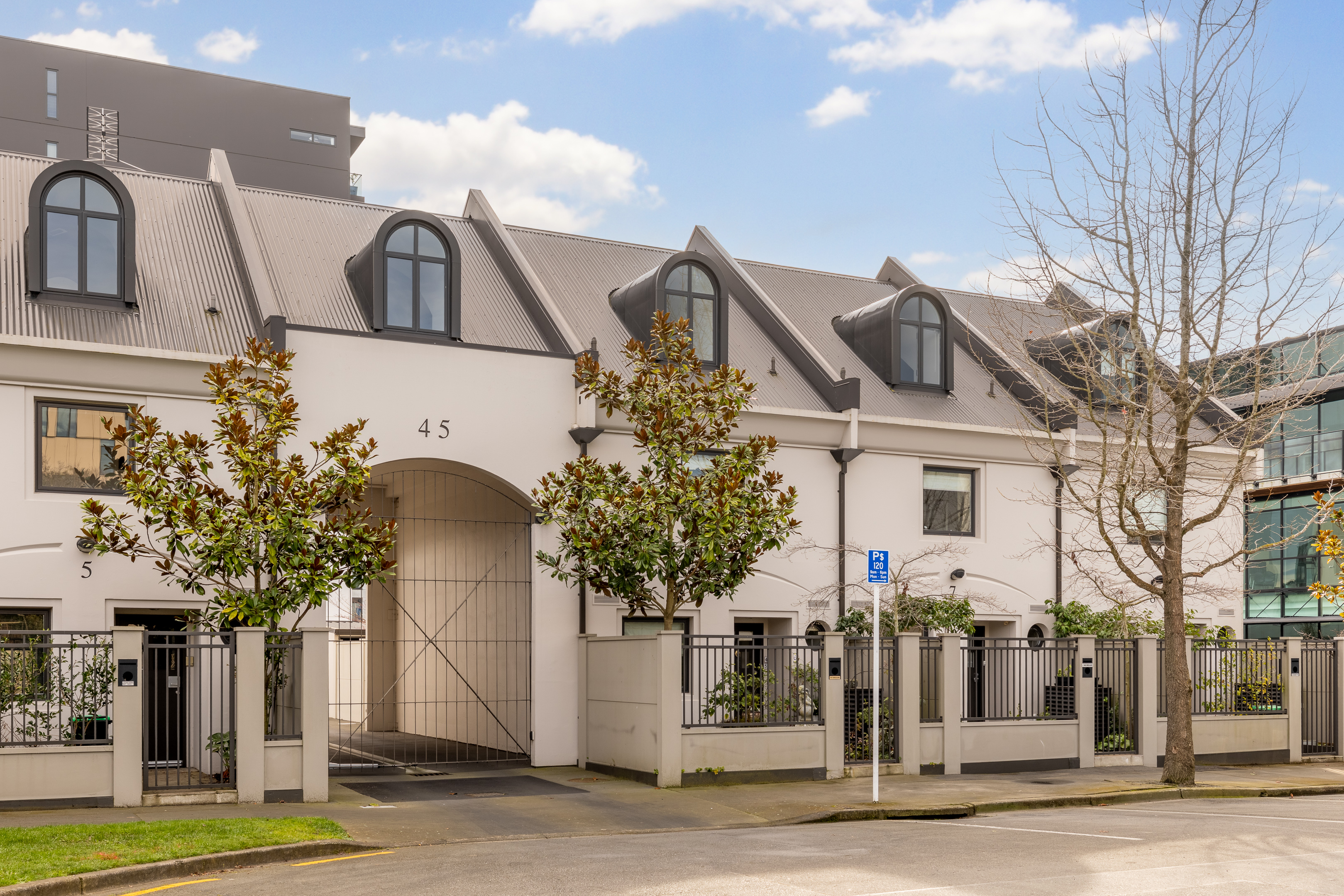 Inner-City Trifecta property photo 3