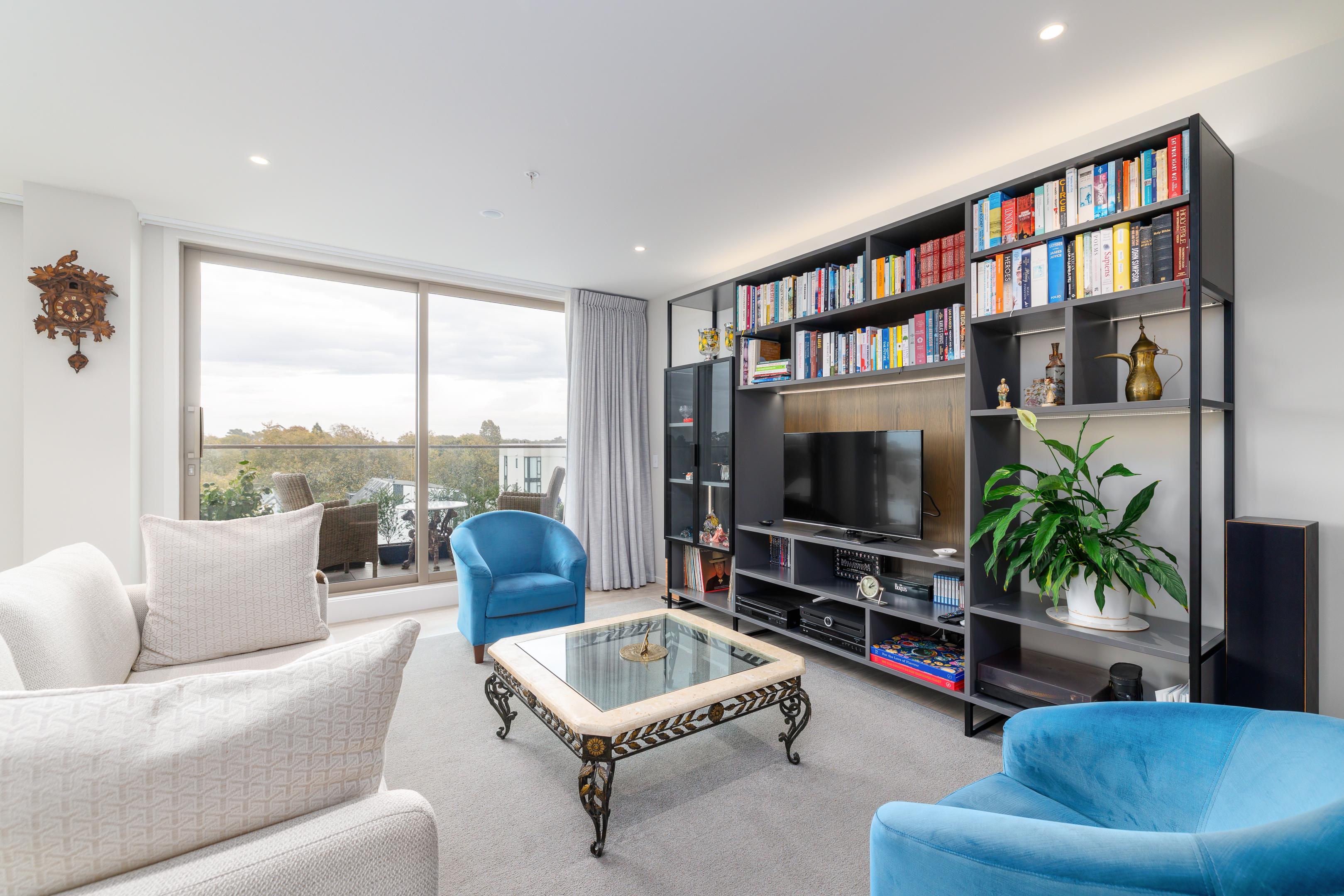 Living Large Above the City property photo 4