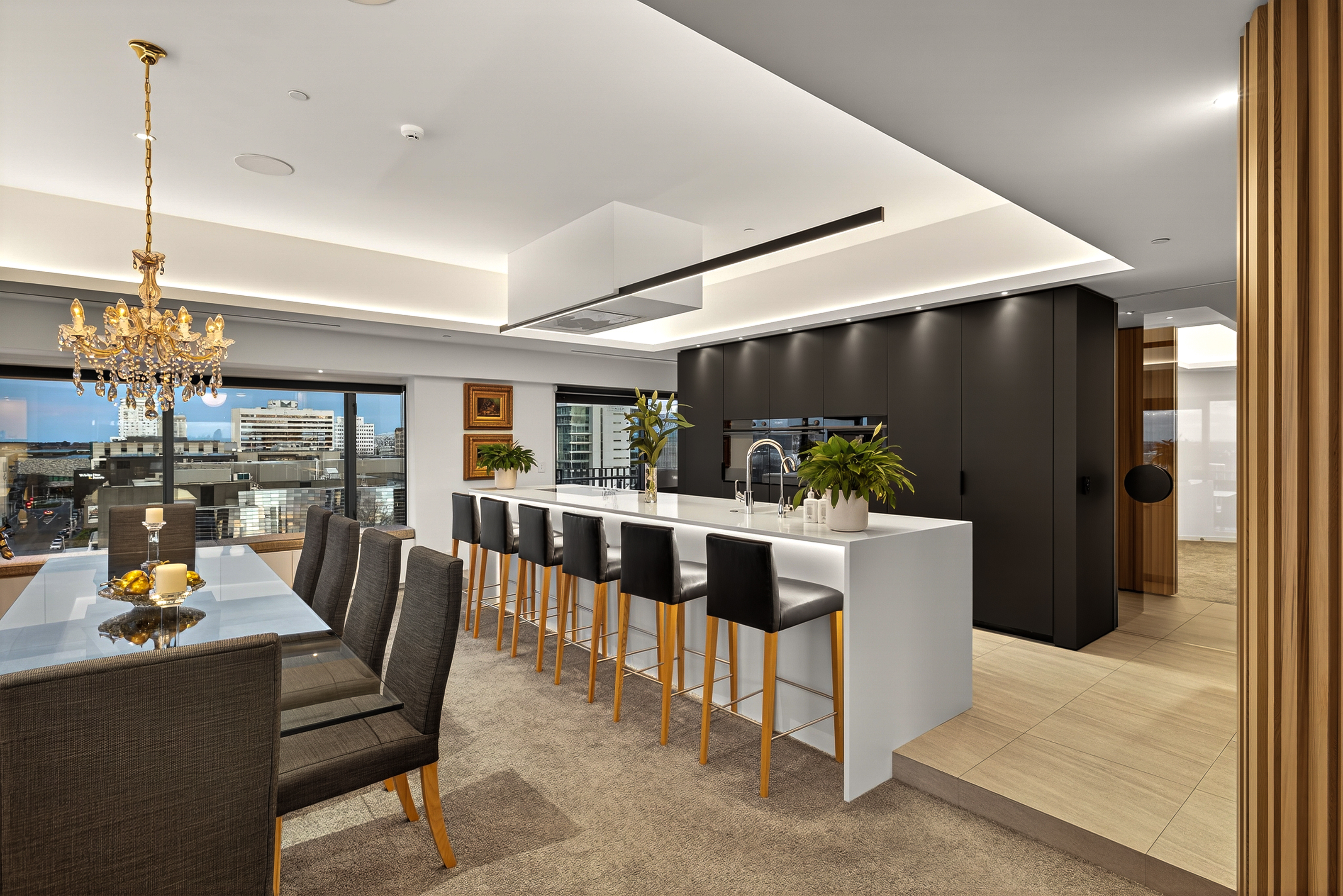 The Penthouse Perspective property photo 4