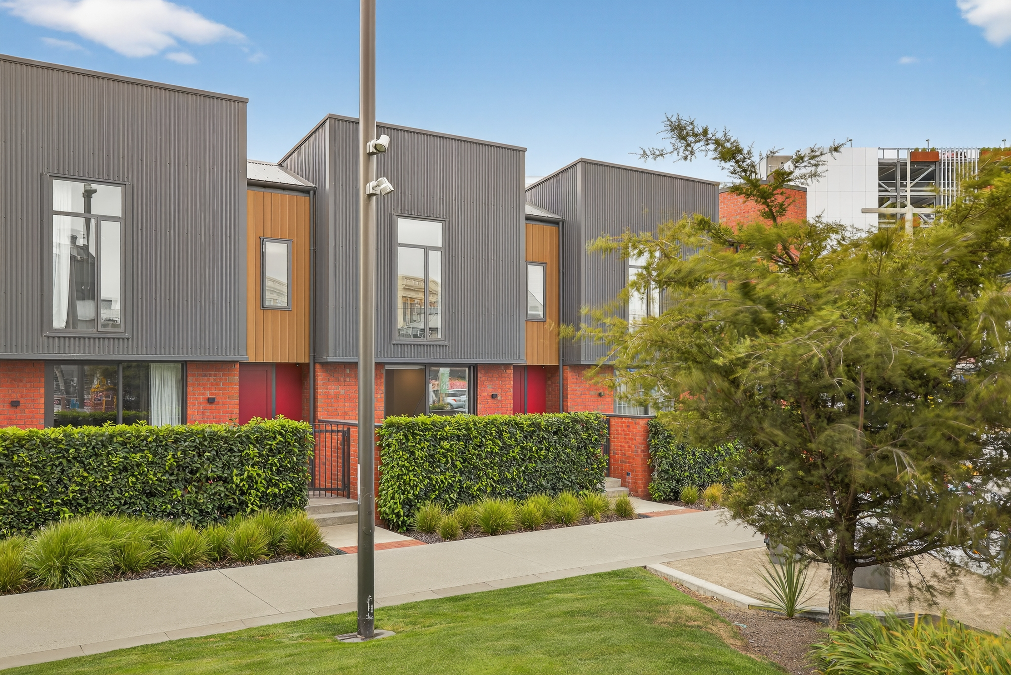 City Smart and Stadium-Side  property photo 4