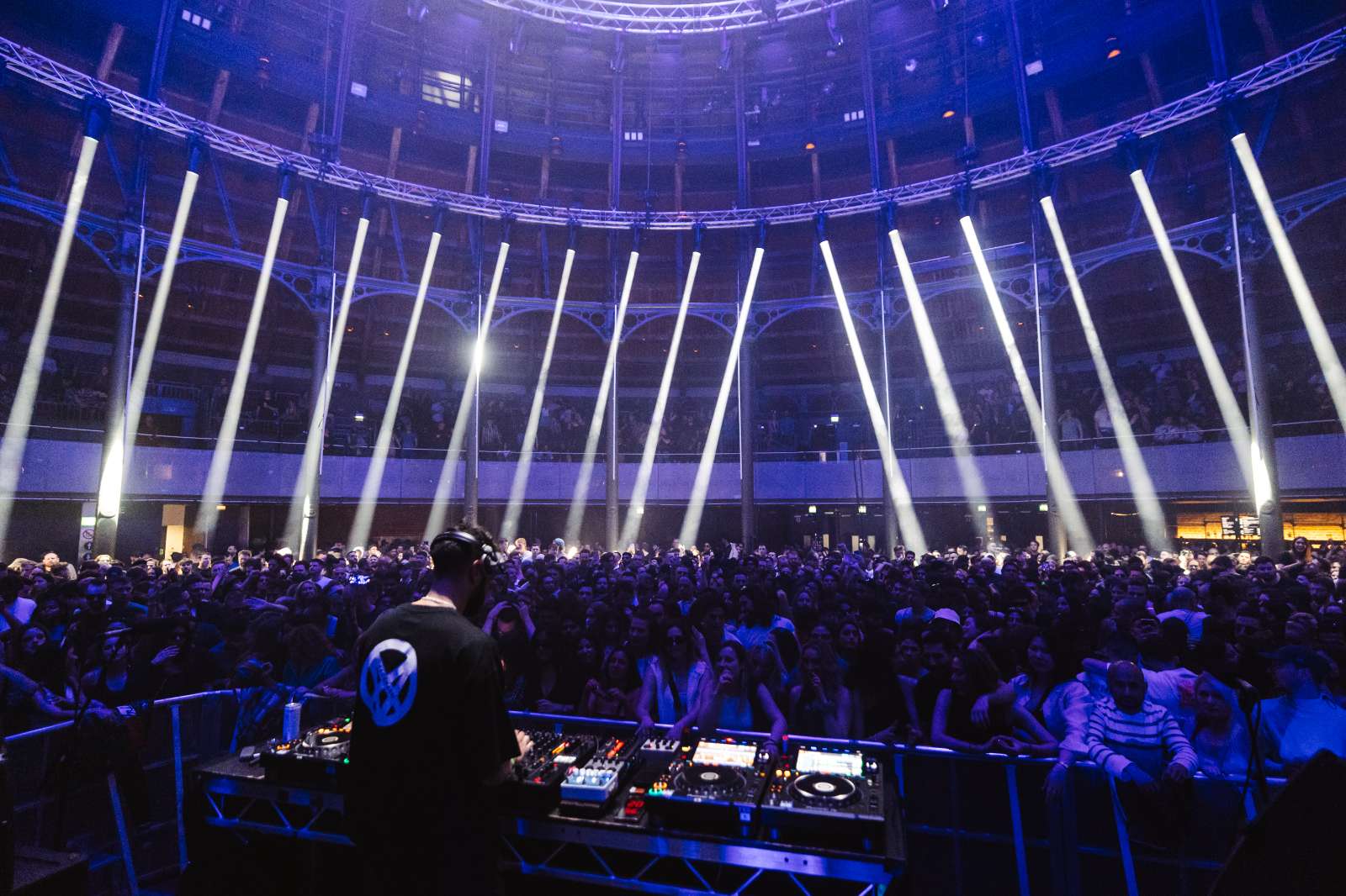 Adriatique Open to Close at Roundhouse 