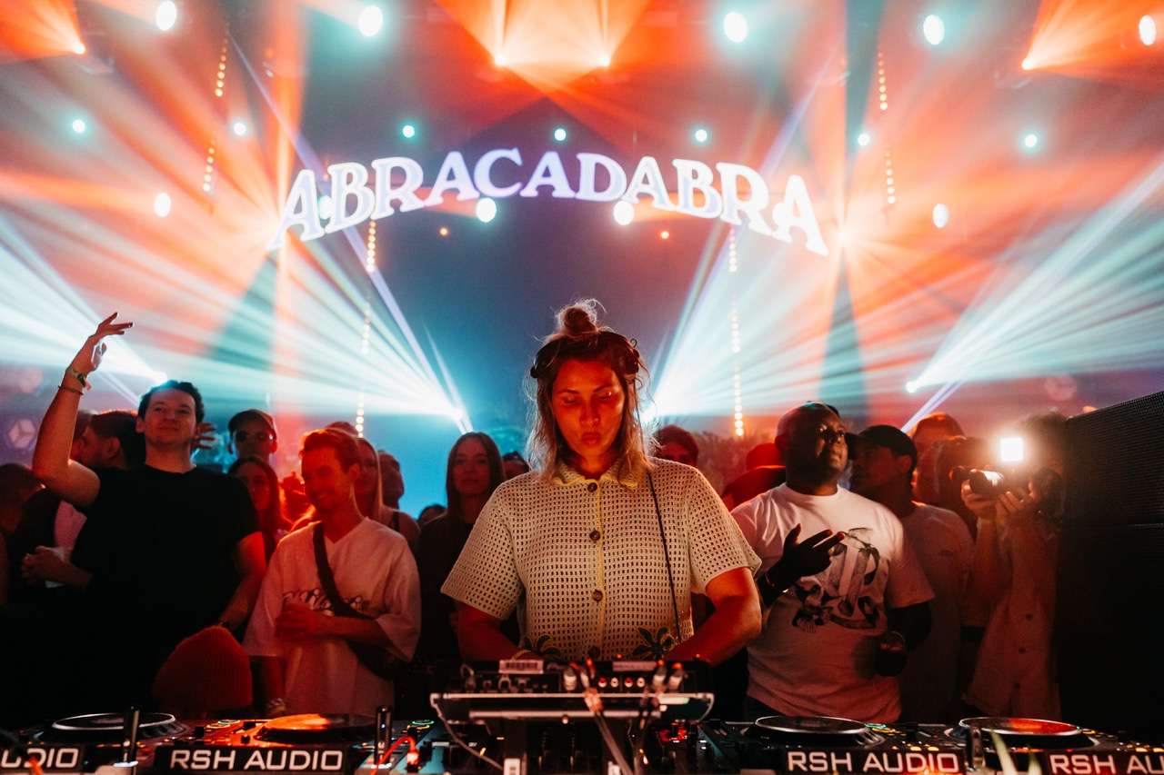 BLOND:ISH presents Abracadabra London